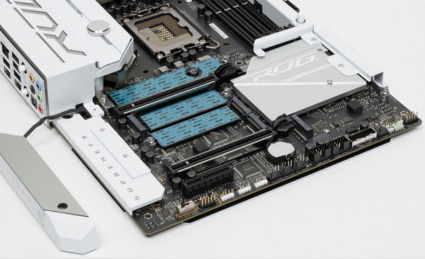 The third, fourth and fifth M.2 slots (M.2_3, M.2_4, M.2_5) receive data from the Z790 chipset, and the first two from the CPU, while M.2_1 is connected by PCIe 5.0 lanes, and M.2_2 is connected by PCIe 4.0.