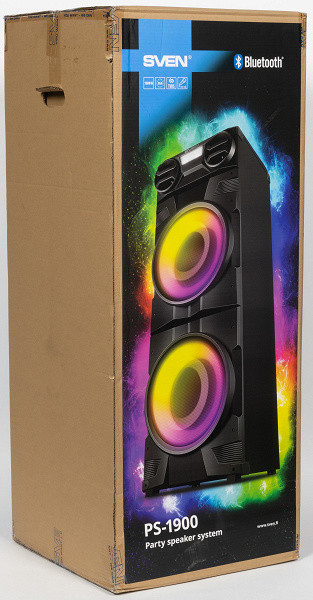 Apparently, due to the size of the speaker, the manufacturer decided not to use boxes with printing on all sides. The packaging is made of unpainted cardboard with a full-color sticker on the front, which shows an image of the device and its brief characteristics.