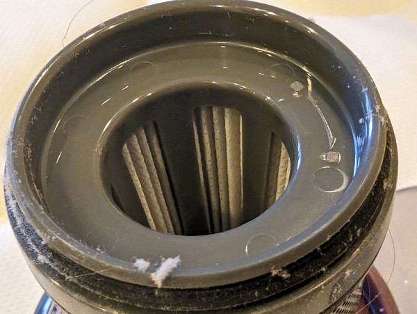 The inner surface of the filter remains clean even after intensive cleaning. We rate the filtration quality of the Jimmy BD7 Pro as excellent.