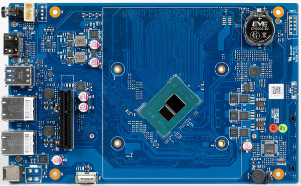 Анонсированный в 2023 году процессор Intel N95 (Alder Lake) включает четыре однопотоковых ядра с максимальной тактовой частотой 3,4 ГГц и теплопакетом 15 Вт, при этом температура максимального перегрева составляет 105 °C. На той же подложке размещен интегрированный графический процессор Intel UHD Graphics с 16 исполнительными блоками.