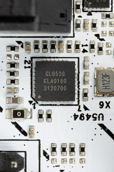 (1 USB 2.0 line from H610 is used for it) are represented by an internal connector