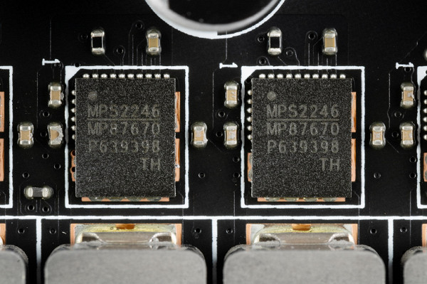 The phase for the integrated graphics has its own transistor assembly MXL7630S from MaxLinear (up to 30A).