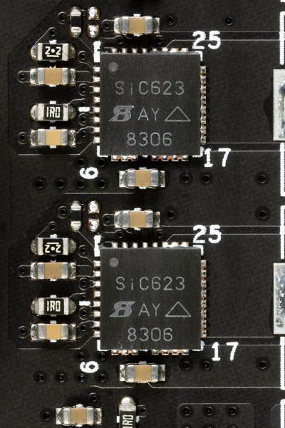 and a set of 4C10B/4C06B MOSFETs from On Semi for 46A VCCIO.