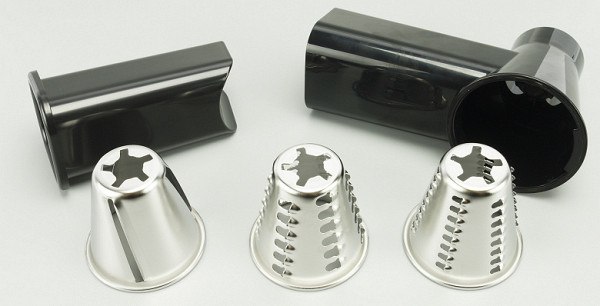 The cone-shaped graters are made of metal and are presented in a set with a large, medium grater and a shredder. To install the grater in the block, simply insert it and secure it by turning it using special protrusions. To remove the grater, you need to turn it slightly counterclockwise and pull it towards you.