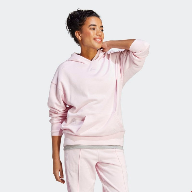 Adidas Sportswear Women's Relaxed Sweatshirt with Healing Crystals-Inspired Graphics Gazimağusa - photo 3