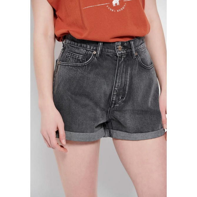 Women's Denim Shorts Gazimağusa - photo 3