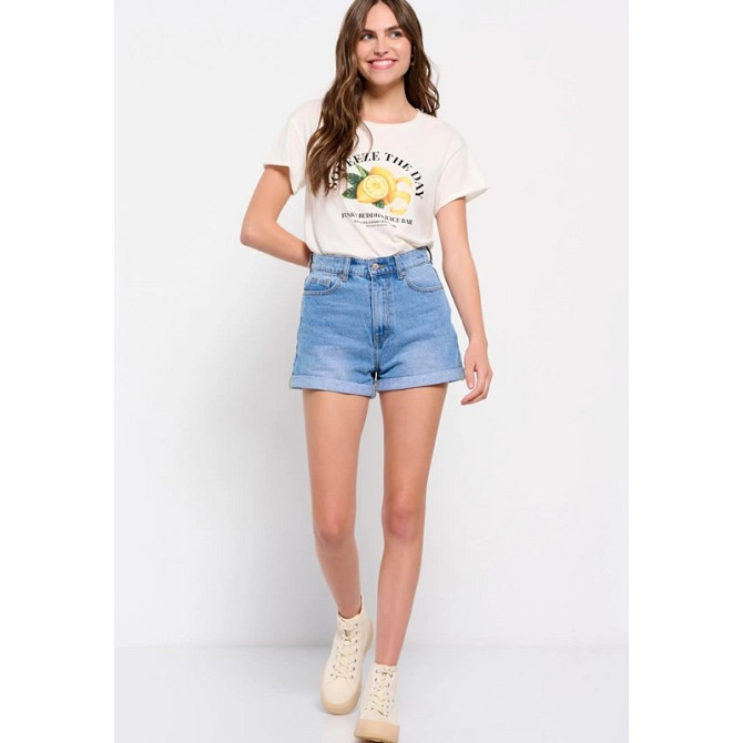 Women's Denim Shorts Gazimağusa - изображение 2