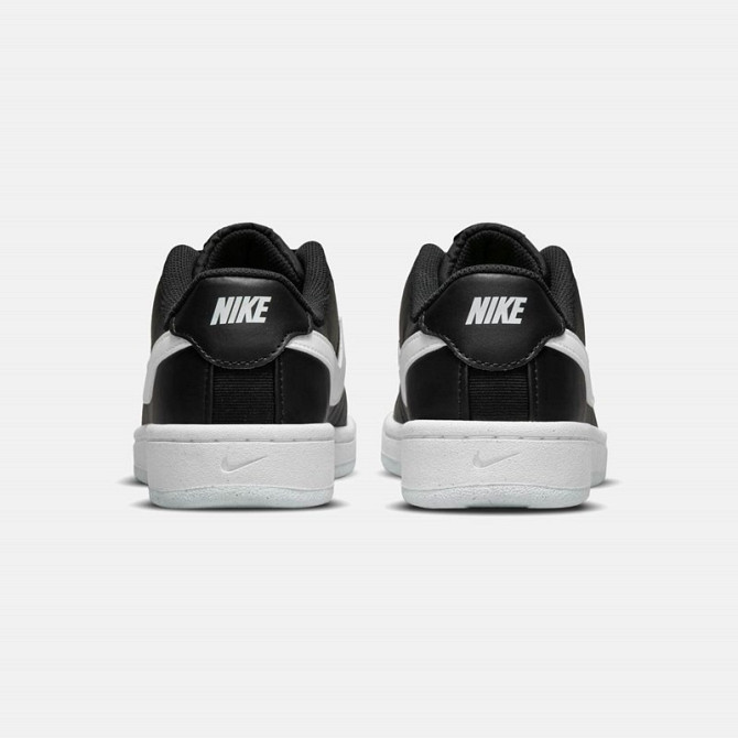 NIKE Women's Court Royale 2 Sneakers Gazimağusa - изображение 5