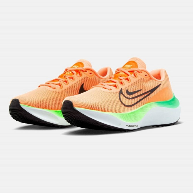 NIKE Women's Zoom Fly 5 Running Shoes Gazimağusa - изображение 1