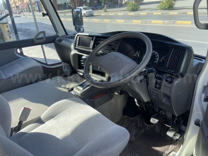 2013 MODEL AUTOMATIC MINIBUS & MIDIBUS TOYOTA Nicosia - photo 4