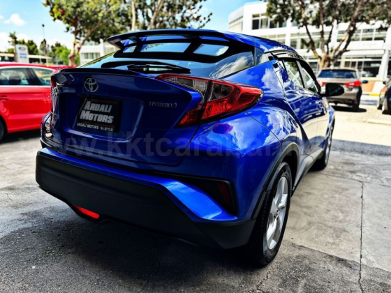 2020 MODEL AUTOMATIC TOYOTA C-HR Nicosia