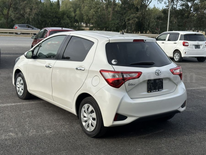 2019 MODEL AUTOMATIC TOYOTA VITZ Nicosia - photo 2