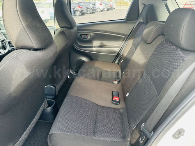 2019 MODEL AUTOMATIC TOYOTA VITZ Nicosia - photo 6