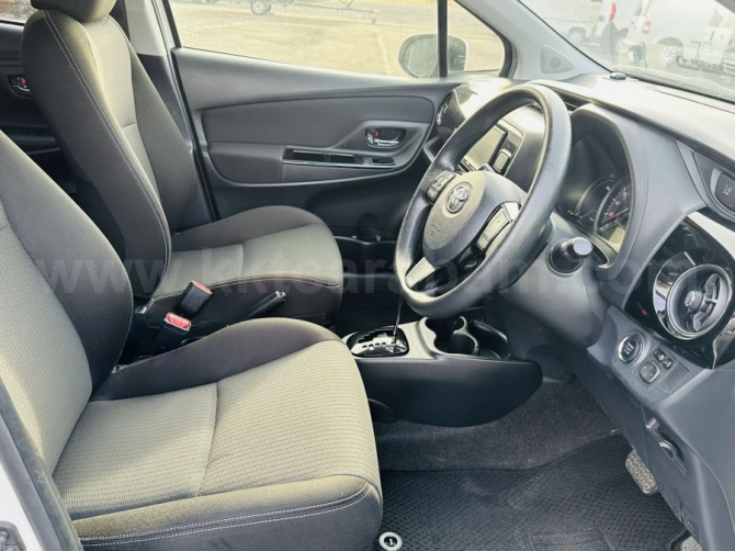 2019 MODEL AUTOMATIC TOYOTA VITZ Nicosia - photo 5