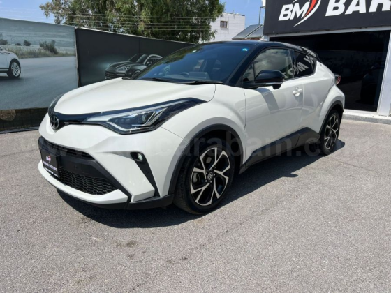 2021 MODEL AUTOMATIC TOYOTA C-HR Nicosia