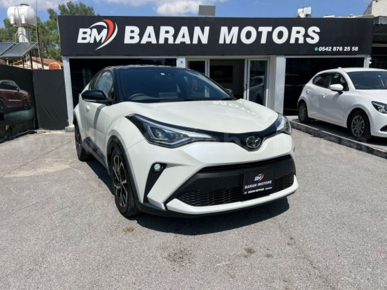 2021 MODEL AUTOMATIC TOYOTA C-HR Nicosia