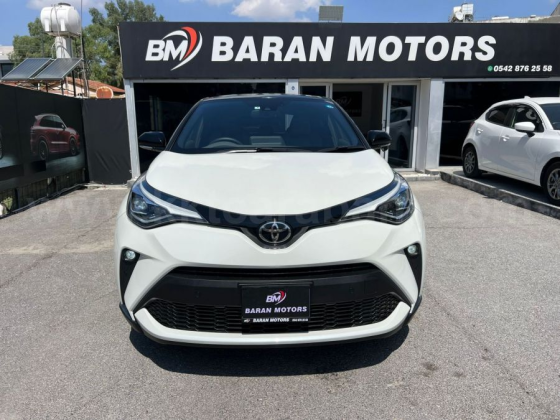 2021 MODEL AUTOMATIC TOYOTA C-HR Nicosia