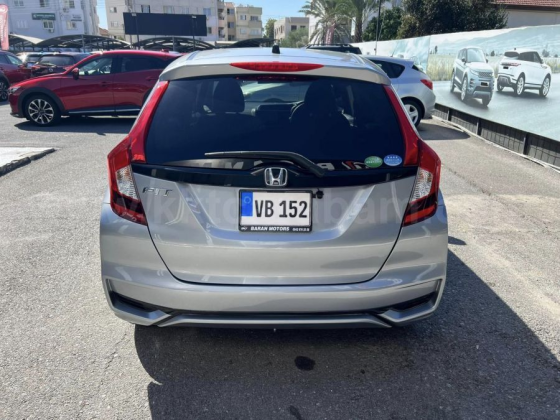 2019 MODEL AUTOMATIC HONDA FIT Nicosia