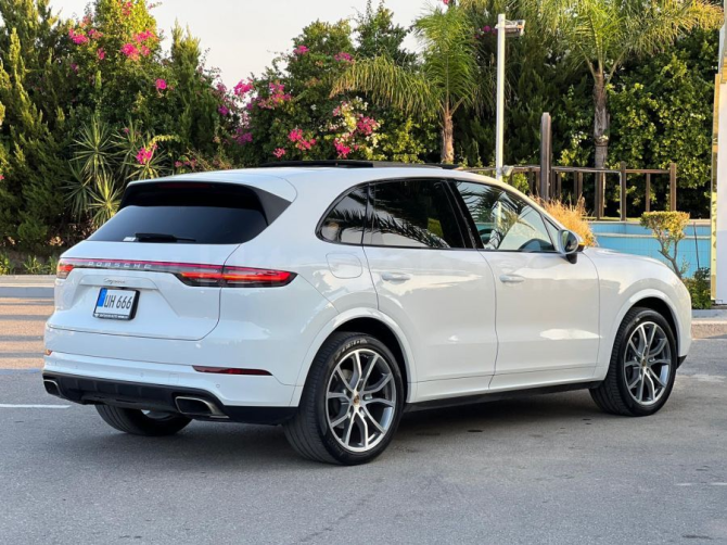 МОДЕЛЬ АВТОМАТИЧЕСКИЙ PORSCHE CAYENNE 2019 ГОДА Nicosia - изображение 3