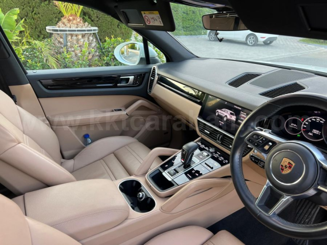 2019 MODEL AUTOMATIC PORSCHE CAYENNE Nicosia - photo 5