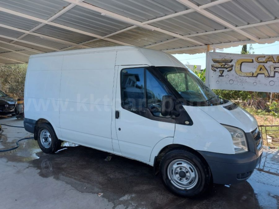 2011 MODEL FLAT FORD TOURNEO CONNECT Nicosia