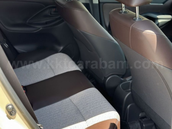 2021 MODEL AUTOMATIC TOYOTA YARIS CROSS Nicosia - photo 7