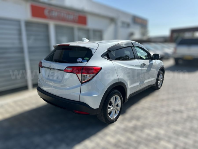 2019 MODEL AUTOMATIC HONDA VEZEL Nicosia - photo 3