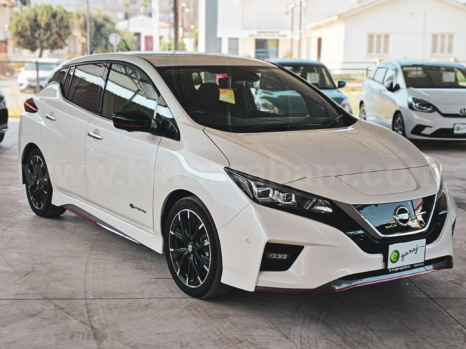 МОДЕЛЬ АВТОМАТИЧЕСКОГО NISSAN LEAF 2019 ГОДА Nicosia - изображение 1