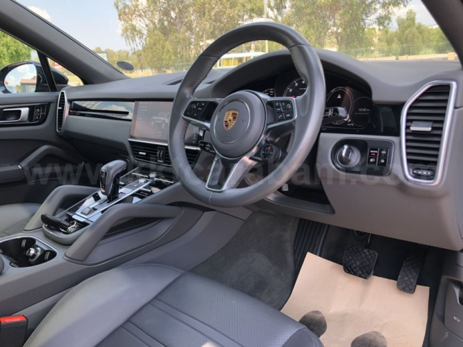 2020 MODEL AUTOMATIC PORSCHE CAYENNE COUPE Nicosia - photo 6