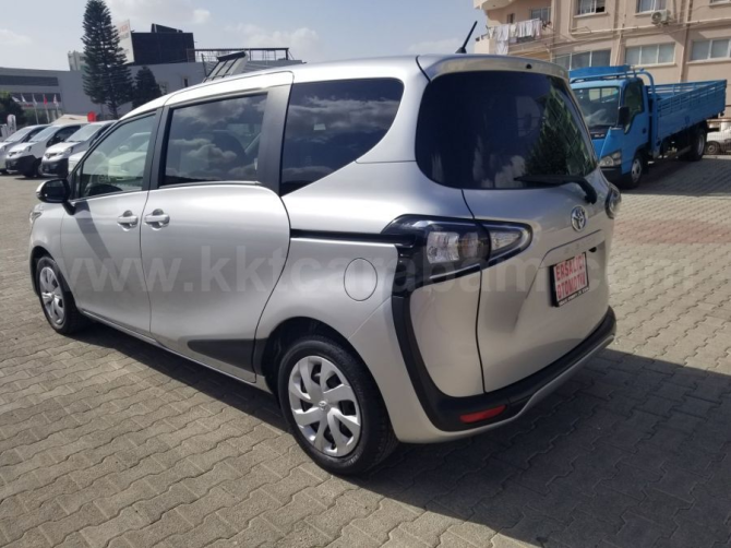 2019 MODEL AUTOMATIC TOYOTA SIENTA Nicosia - photo 3