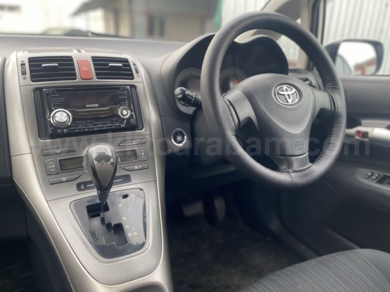 2006 MODEL AUTOMATIC TOYOTA AURIS Lefke