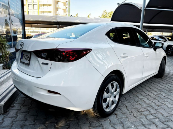 2015 MODEL AUTOMATIC MAZDA AXELA Girne