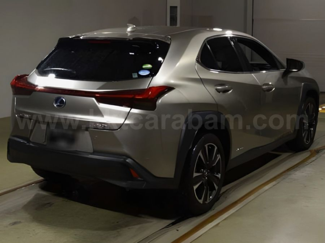 МОДЕЛЬ АВТОМАТИЧЕСКОГО LEXUS UX 2021 ГОДА Lefke - изображение 2