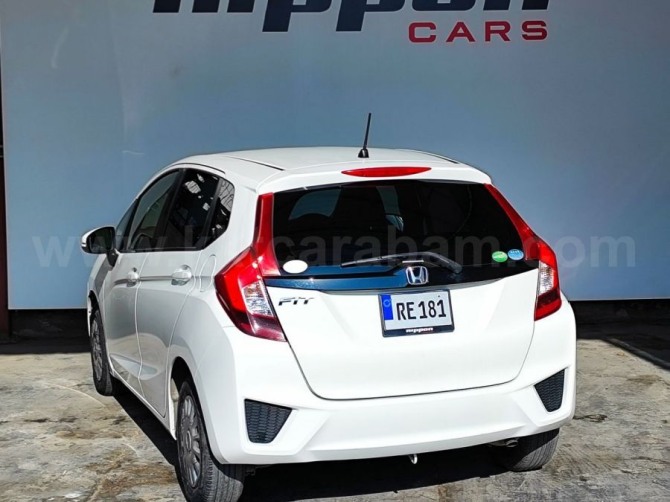 МОДЕЛЬ 2014 ГОДА АВТОМАТИЧЕСКАЯ HONDA FIT Lefke - изображение 2