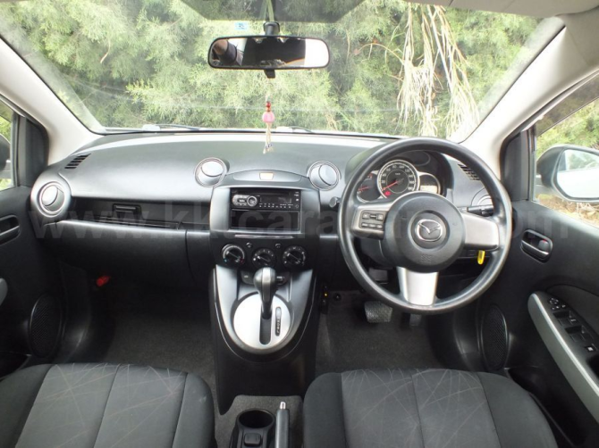 2013 MODEL AUTOMATIC MAZDA DEMIO Lefke - photo 4