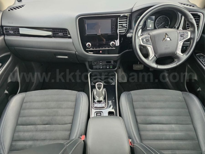 2019 MODEL AUTOMATIC MITSUBISHI OUTLANDER Lefke - photo 5