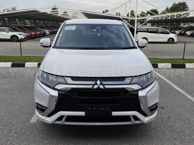 2019 MODEL AUTOMATIC MITSUBISHI OUTLANDER Lefke - photo 2