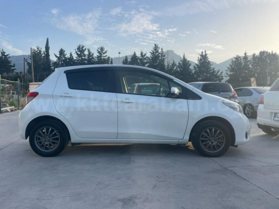 2013 MODEL AUTOMATIC TOYOTA VITZ Girne