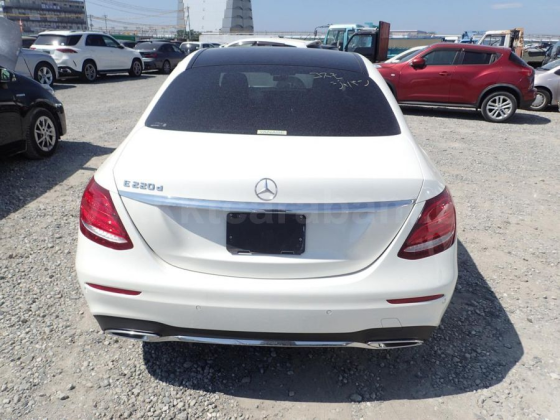 2019 MODEL AUTOMATIC MERCEDES-BENZ E SERIES Nicosia