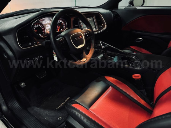 2018 MODEL AUTOMATIC DODGE CHALLENGER Nicosia