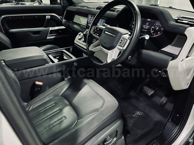 МОДЕЛЬ АВТОМАТИЧЕСКОГО LAND ROVER FREELANDER 2021 ГОДА Nicosia - изображение 2