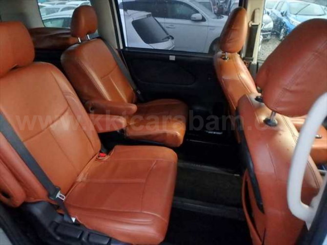 2020 MODEL AUTOMATIC NISSAN SERENA Nicosia - photo 6