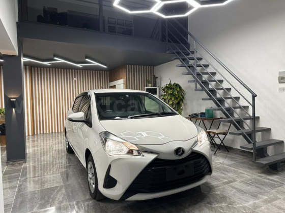 2020 MODEL AUTOMATIC TOYOTA VITZ Girne