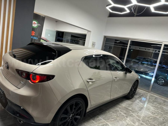 2022 MODEL AUTOMATIC MAZDA 3 Girne