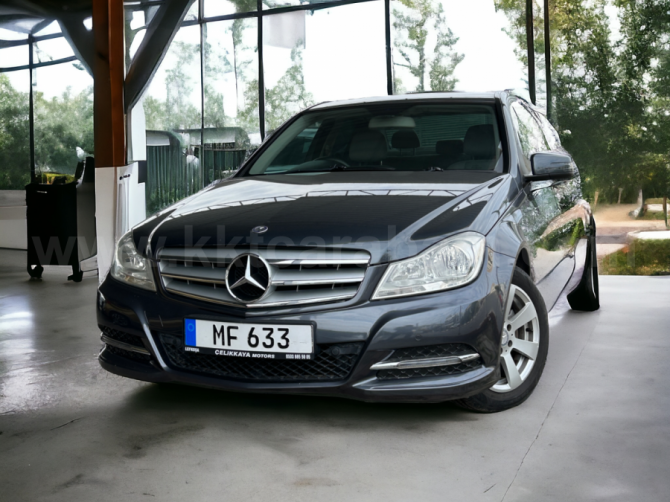 МОДЕЛЬ 2013 ГОДА АВТОМАТИЧЕСКАЯ MERCEDES-BENZ СЕРИИ C Girne - изображение 1