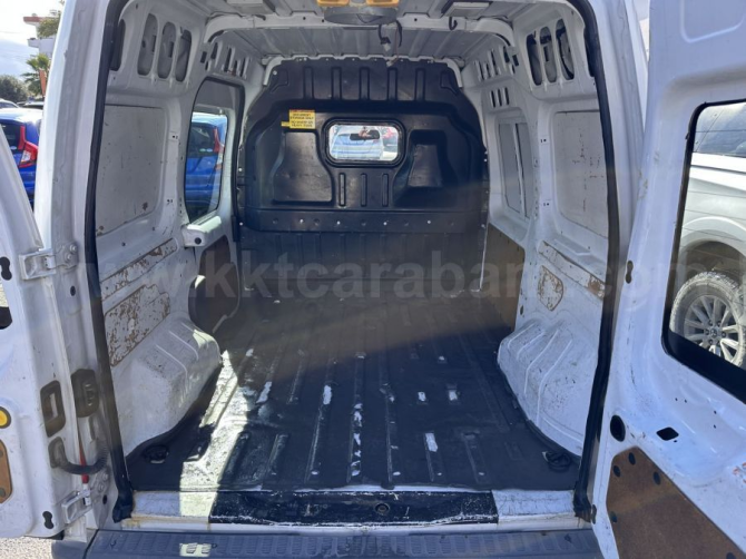 2010 MODEL FLAT FORD TRANSIT CONNECT Nicosia - photo 5