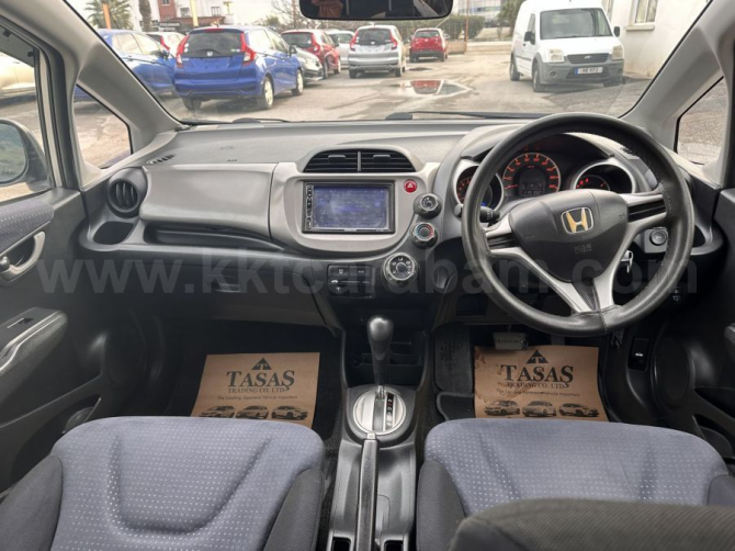 АВТОМАТИЧЕСКАЯ МОДЕЛЬ HONDA FIT 2008 ГОДА Nicosia - изображение 5