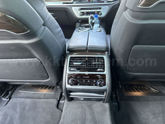 2019 MODEL AUTOMATIC BMW 7 SERIES Nicosia