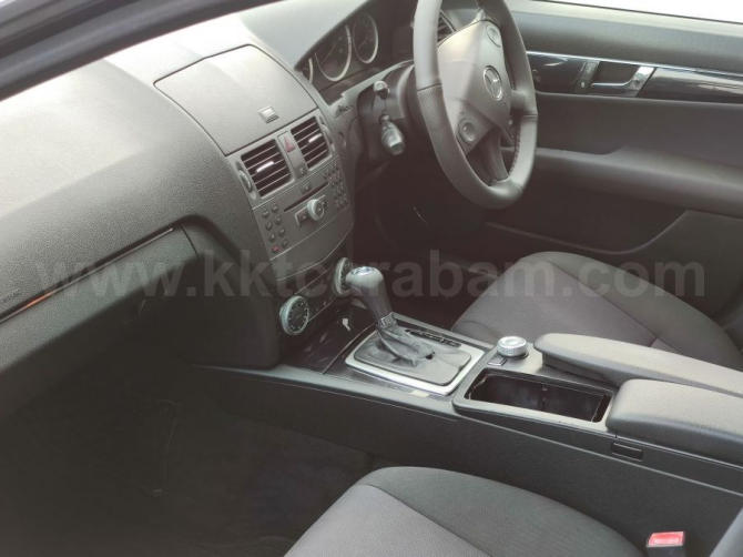 2009 MODEL AUTOMATIC MERCEDES-BENZ C SERIES Girne - photo 2