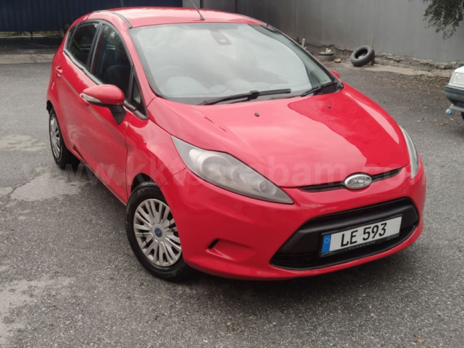 МОДЕЛЬ PLAIN FORD FIESTA 2012 ГОДА Girne - изображение 1